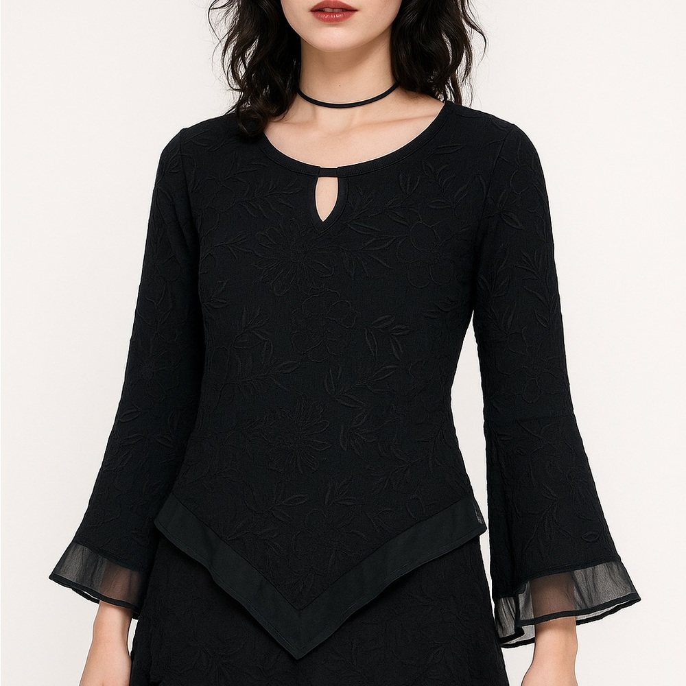Womens Asymmetrical Hem Embroidered Blouse XS Witchycore Fairycore Whimsygoth